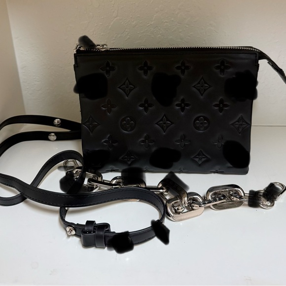 Elegant Black Bag - Picture 2 of 7